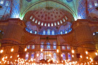 Top things to do in Istanbul, Turkey - Blue Mosque