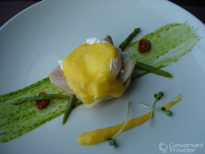 Mmmmmmm, my favourite eggs benedict at Sofitel So Bangkok