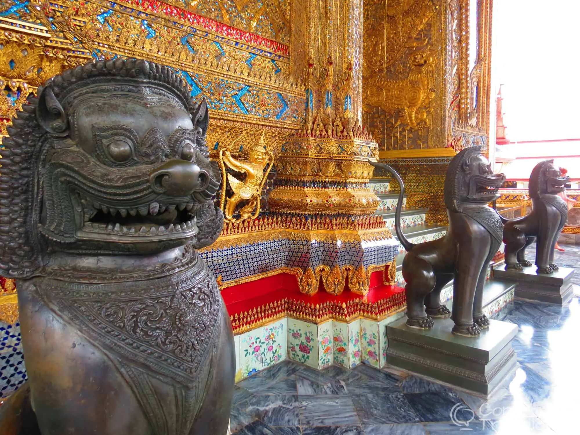 Guarding the temple of the Emerald Buddha, Grand Palace