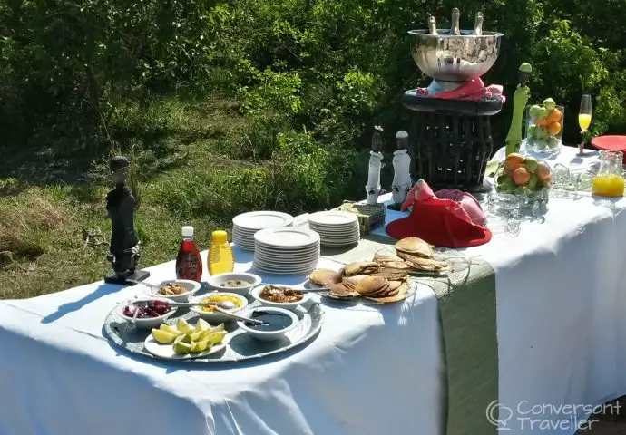 Bush pancakes and champagne - third breakfast!