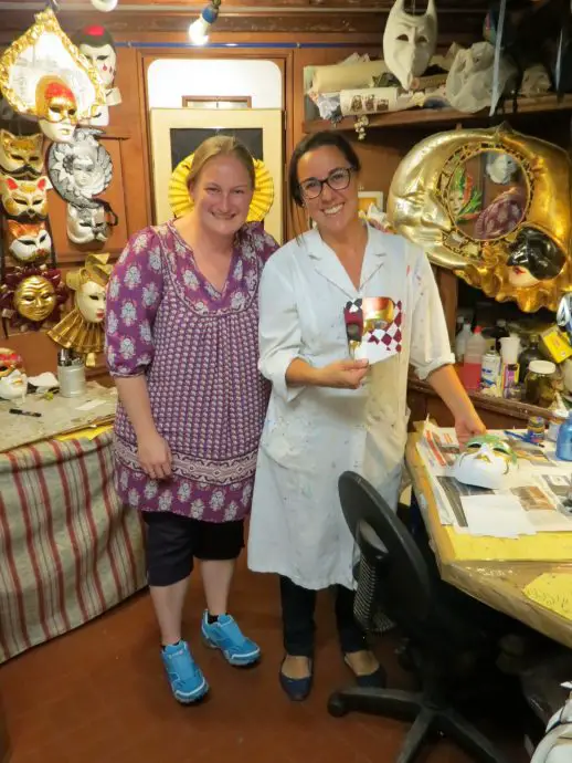 Venetian masquerade masks - Peter Pan Masks painting workshop in Venice