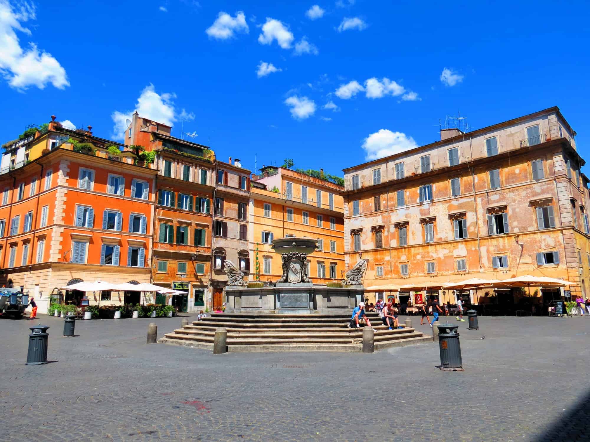 Piazza di Santa Maria, Trastevere, Rome