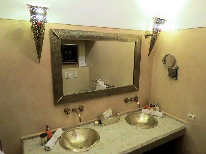 Almohad Suite bathroom in luxury Marrakech Riad Assakina
