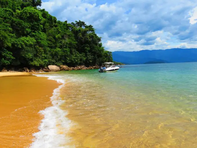 Paraty speedboat tour - Palombeta, Brazil