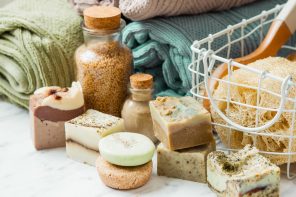 Solid shampoo spa
