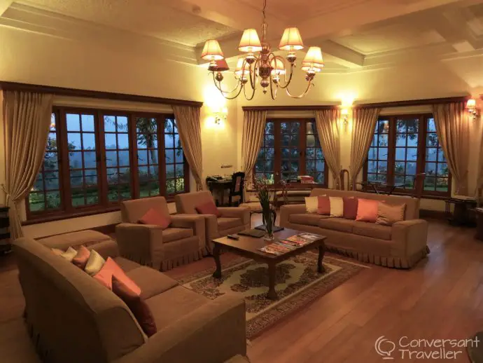 Stay on a tea estate in Sri Lanka - Governors Mansion luxury hotel Stay on a tea estate in Sri Lanka - Governors Mansion luxury hotel