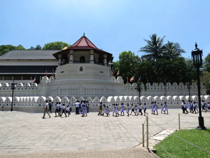 Is the Temple of the Tooth worth a visit, Kandy, Sri Lanka