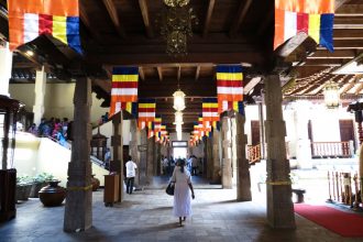 Is the Temple of the Tooth worth a visit, Kandy, Sri Lanka