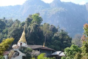 Wat Tham Pha Plong, Chiang Dao, Thailand