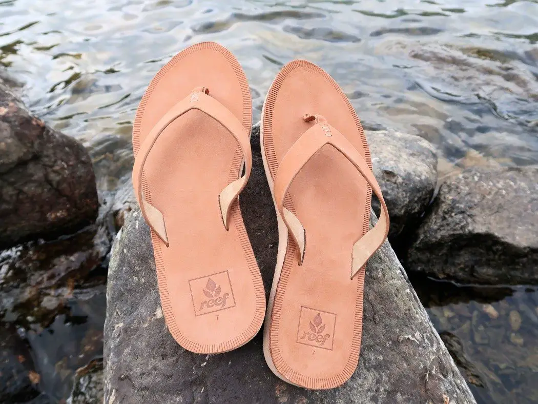We are 4 and a summer Giveaway with Reef Conversant Traveller