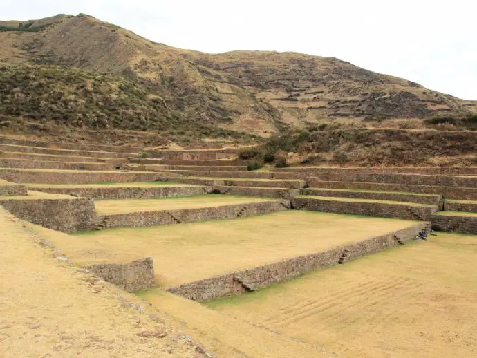 The inca site of Tipon near Cusco - visiting Tipon and Pikillacta from Cusco