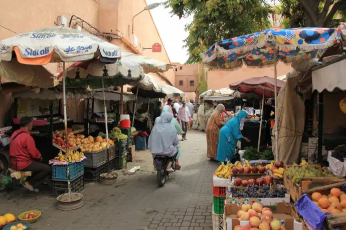 Visual aids in Marrakech souks - how to navigate