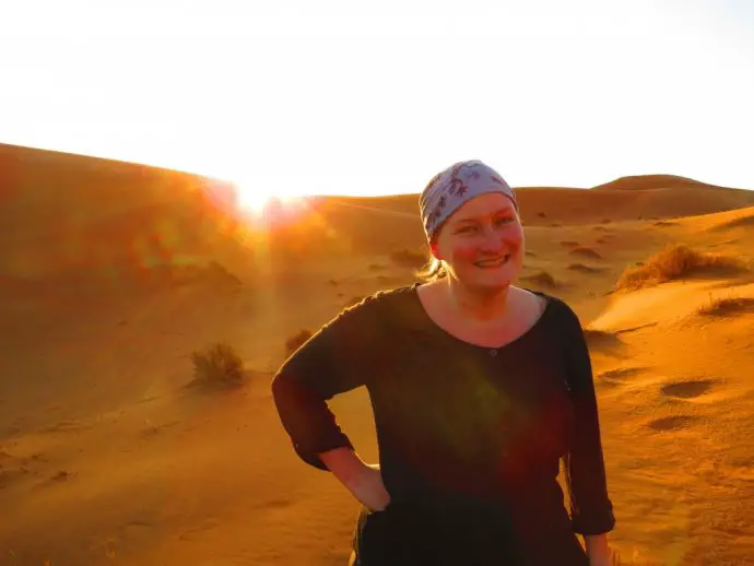 What to wear in the desert in Morocco - buff