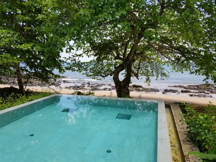 Infinity pool facing the beach and ocean