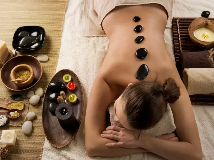 Spa - hot stone massage