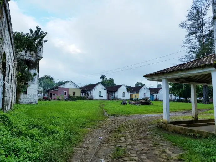 Former labourers quarters at Roca Sundy on Principe