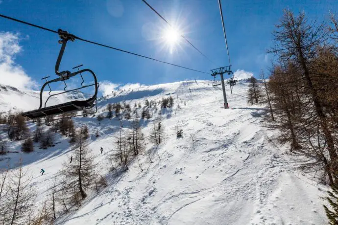 Hautes Alpes ski piste