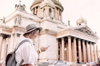 Mobile phone sightseeing