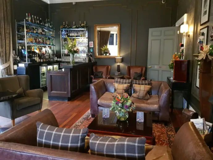 Edinburgh or Glasgow: The lounge bar at Hotel du Vin in Glasgow