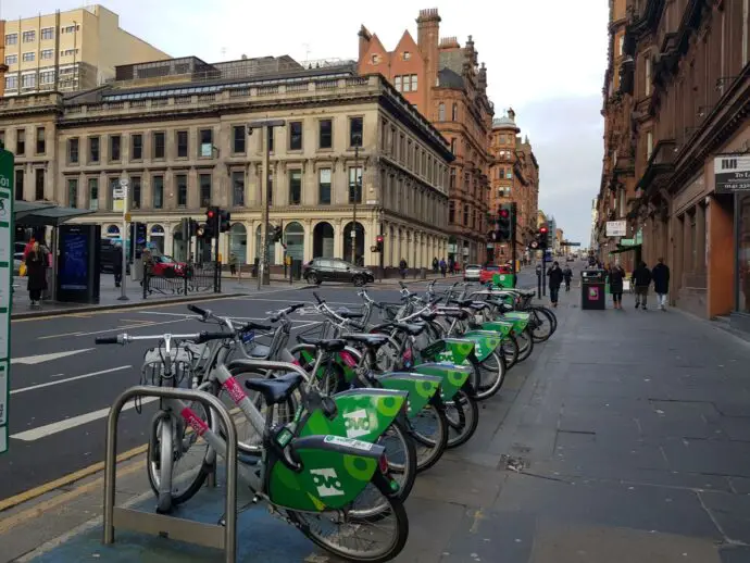 Glasgow or Edinburgh - bikes for hire in Glasgow